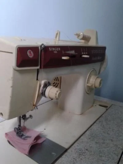 Máquina de Costura Singer Automática
