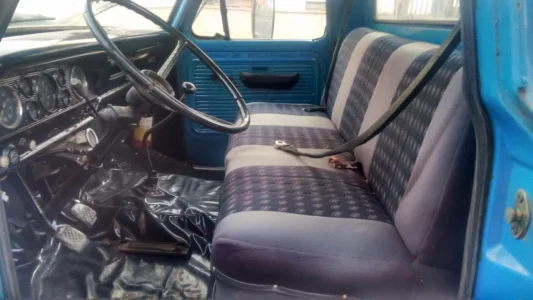 Vende SE Caminhão Ford F 600 Ano 1978