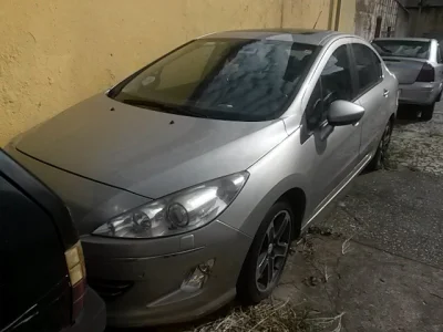 Peugeot 408 Griffe 2.0 16v (aut) (flex) 2012