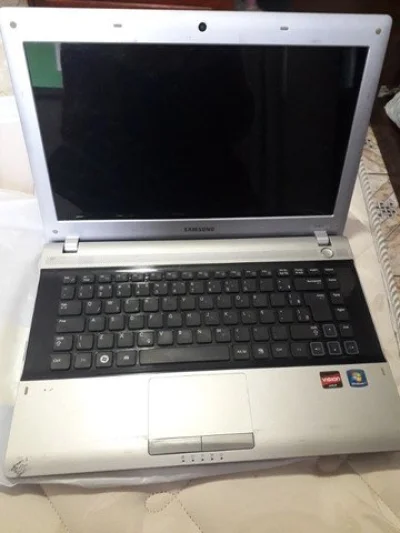 Notebook Sansung Rv415