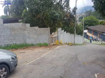 Excelente Terreno a Venda aos Pés do Pico do Jaraguá ao Lado