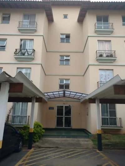 Excelente Apartamento e Condomínio