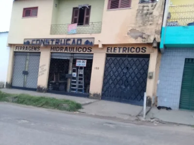 Vende SE um Imóvel na Cruzeiro Velho
