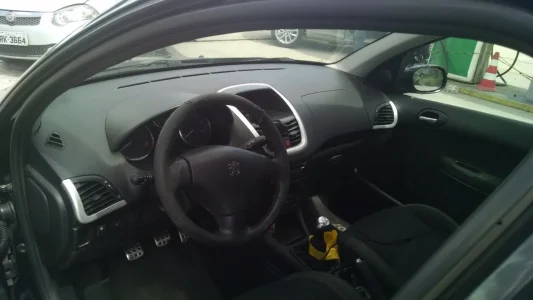 Peugeot 207 Passion Xs 1.6 16v (flex) 2011