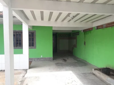Vende-se uma Casa com Dis Dormitórios
