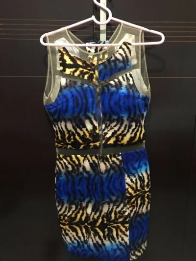 Vestidos, Usados uma Unica Vez