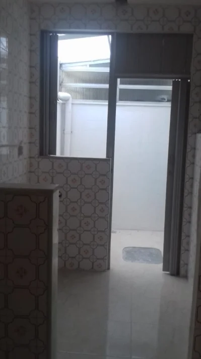 Iraja Tipocasa Terreo Frente Independente Quintal 2qtos 2vagás Garagem