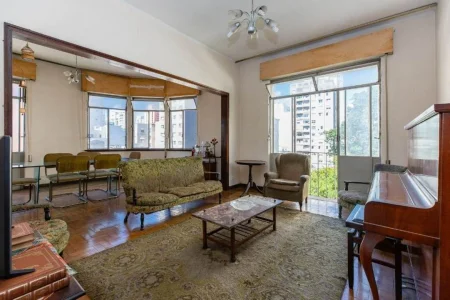 Apartamento Robusto de Três Quartos 1 Banheiro com Ampla Sal