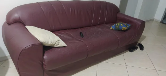 Vendo Sofá de 2 e 3 Lugares