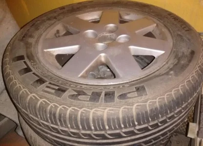 Rodas com Pneus Aro 14 Parati, Troco por Rodas do Palio Sport Aro 14