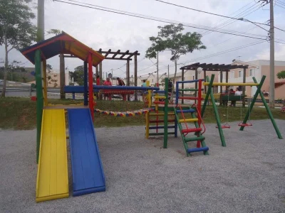 Playground Infantil Aldeota de Eucalipto Tratado