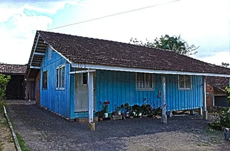 Casa em Indaial, 4 Quartos, 1 Banheiro. ótima Localização!