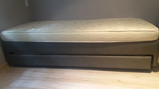 Base Cama Box (sem Colchão) com Cama Auxiliar (com Colchão)