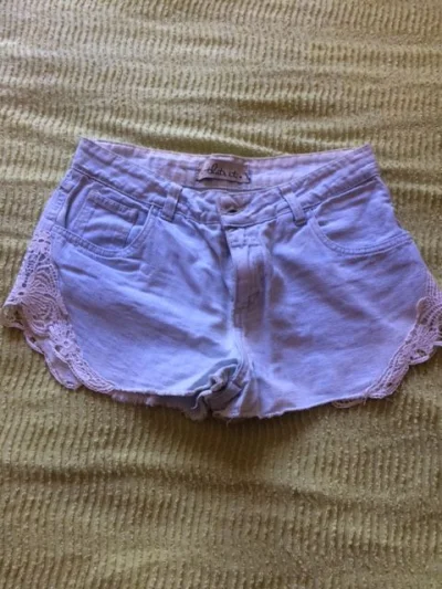 Shorts por 15 Reais Cada