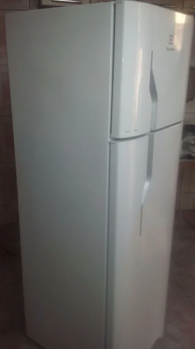 Vendo Geladeira Eketrolux Super Nova