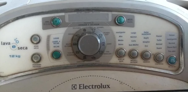 Lavadora e Secadora Eletrolux Lst12 12kg 220v