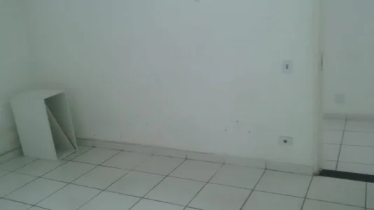 Sala Comercial com Otimo Preco e Bem no Centro de Ubatuba