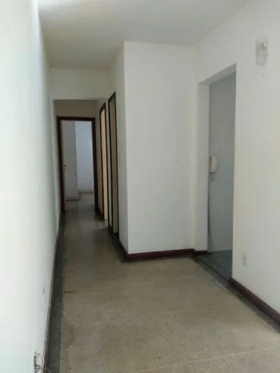Apartamento em Santa Rosa, Vazio e sem Dúvida