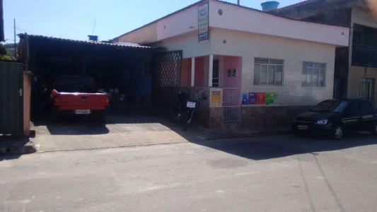 Vende SE uma Casa
