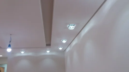 Gesso Iluminação e Pintura