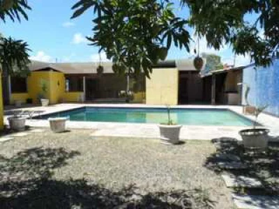 Casa com 4 Dorms em Jaboatão dos Guararapes - Piedade por 1.900.000,00 à Venda