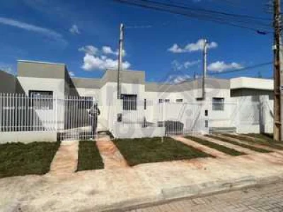 Casa para Venda em Ponta Grossa, Boa Vista, 2 Dormitórios, 1 Banheiro, 1 Vaga