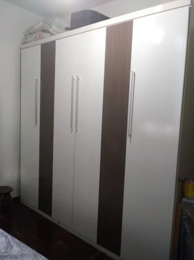 Guarda Roupa 6 Portas