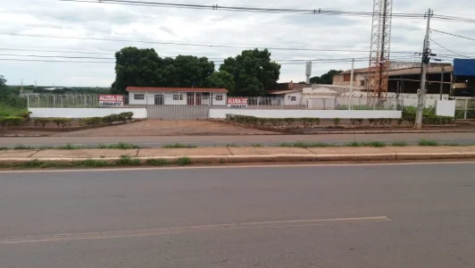 Aluga-se Imóvel Comercial 3.800 Metros Quadrados - Várzea Grande