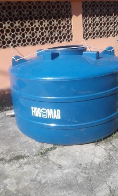 Caixa Dagua de 2500 Litros Usada Semi Nova