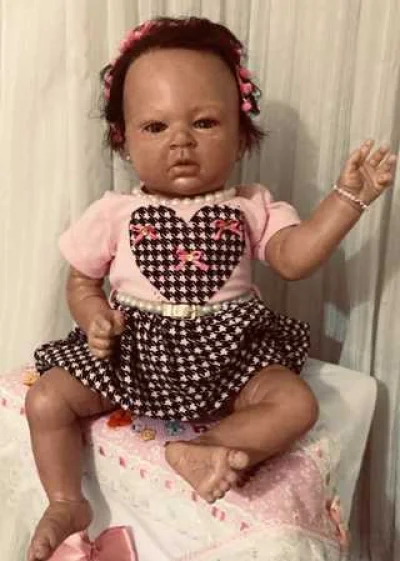 Linda Bebê Reborn Negra