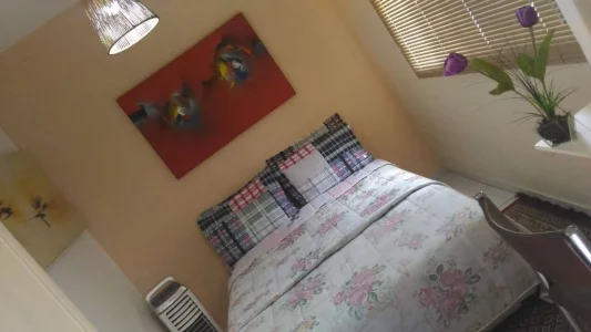 Hostel com Suites Aparte de 99 Reais Próximo a Av Paulista SP