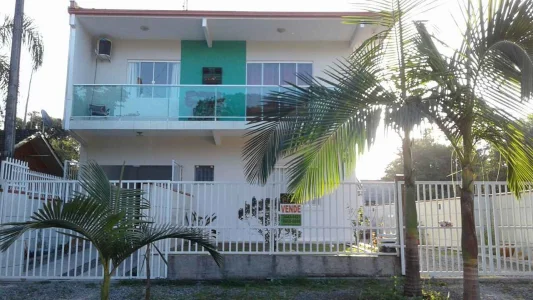Sobrado Praia Balneário Cambiju