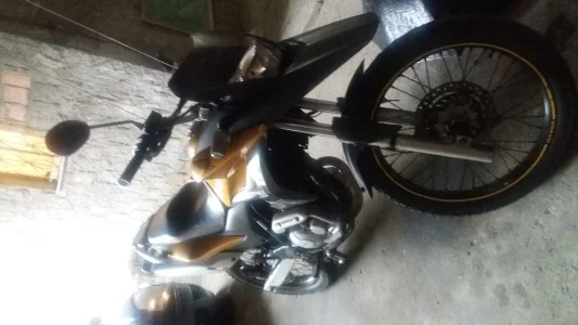 Moto Honda XRE 300