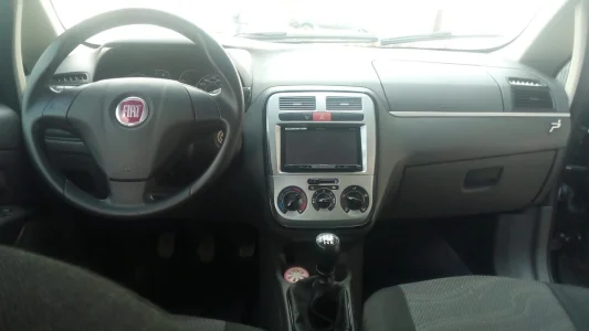 Vendo Fiat Punto Attractive Flex 8v 2011/11