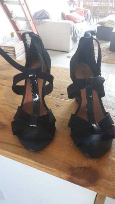 Sandália Nova N*36/37