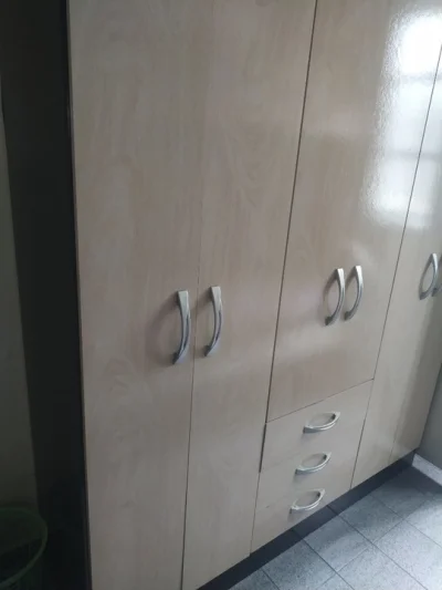 Guarda Roupa Seis Portas