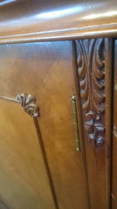 Mesa e Cadeiras de Estilo