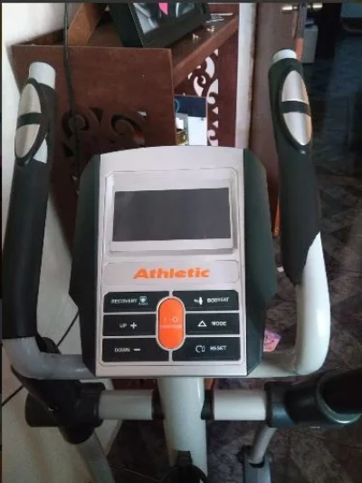 Elíptico Athletic Advanced 460ep Profissional