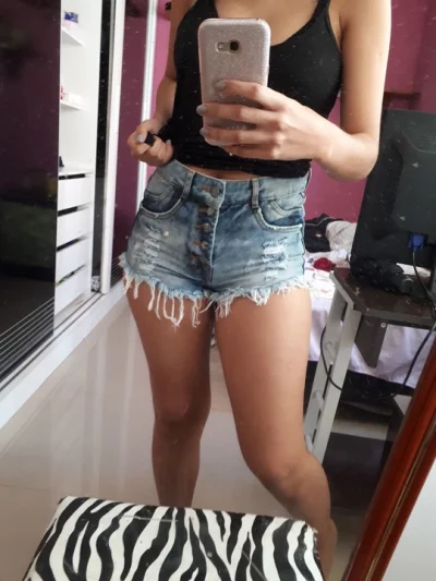Short Curto Seminovo