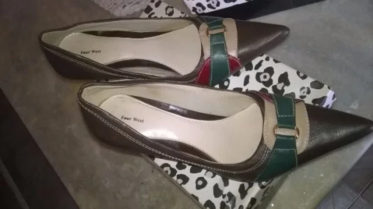 2 Pares de Sapatos Scarpin Preto Nr 38