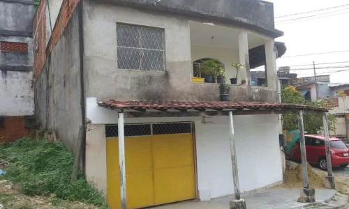 Vendo 2casas com 1loja