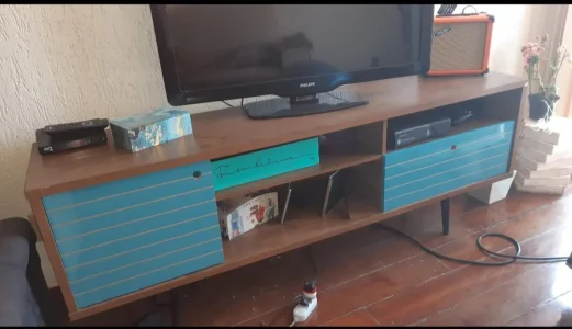 Rack TV