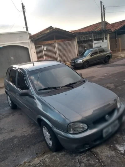 Chevrolet Corsa Hatch Super 1.0 MPFI 16v 4p 2000