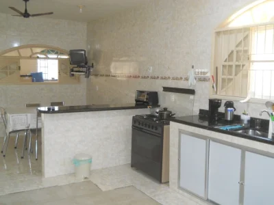 Casa a 800m da Praia do Barbudo-araruama