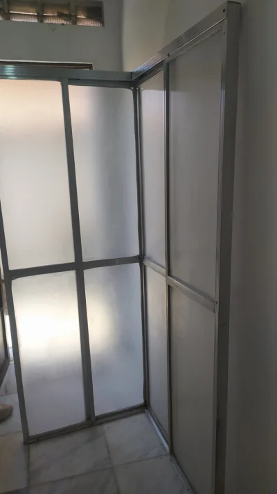 Box em ótimo Estado
