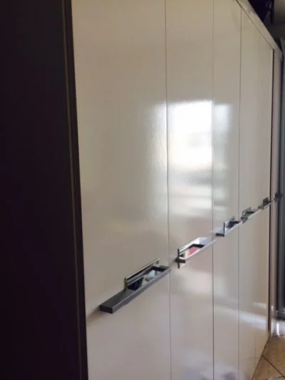 Vendo Guarda Roupa Branco Semi Novo 6 Portas