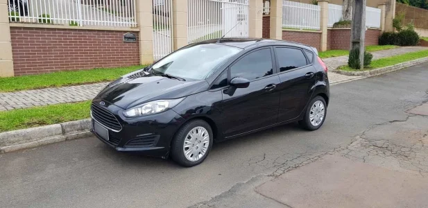 Ford New Fiesta S 1.5 16v 2014