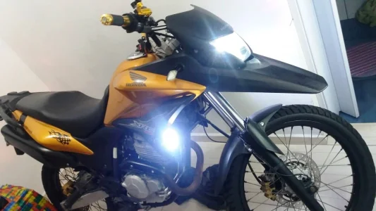 XRE 300 Cc