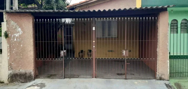 Vende-se Casa Térrea