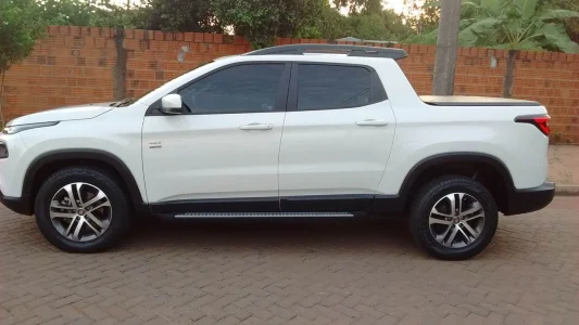 Fiat Toro Volcano Diesel Prata